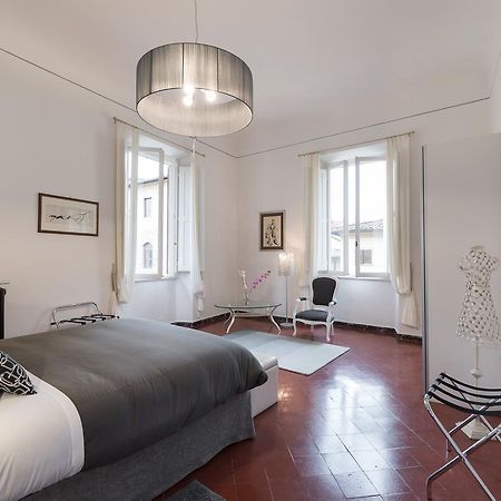 Old Bridge: Historical And Chic Apartment Firenze Esterno foto